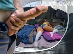 Con gái có hiếu dẫn bạn trai về địt mẹ