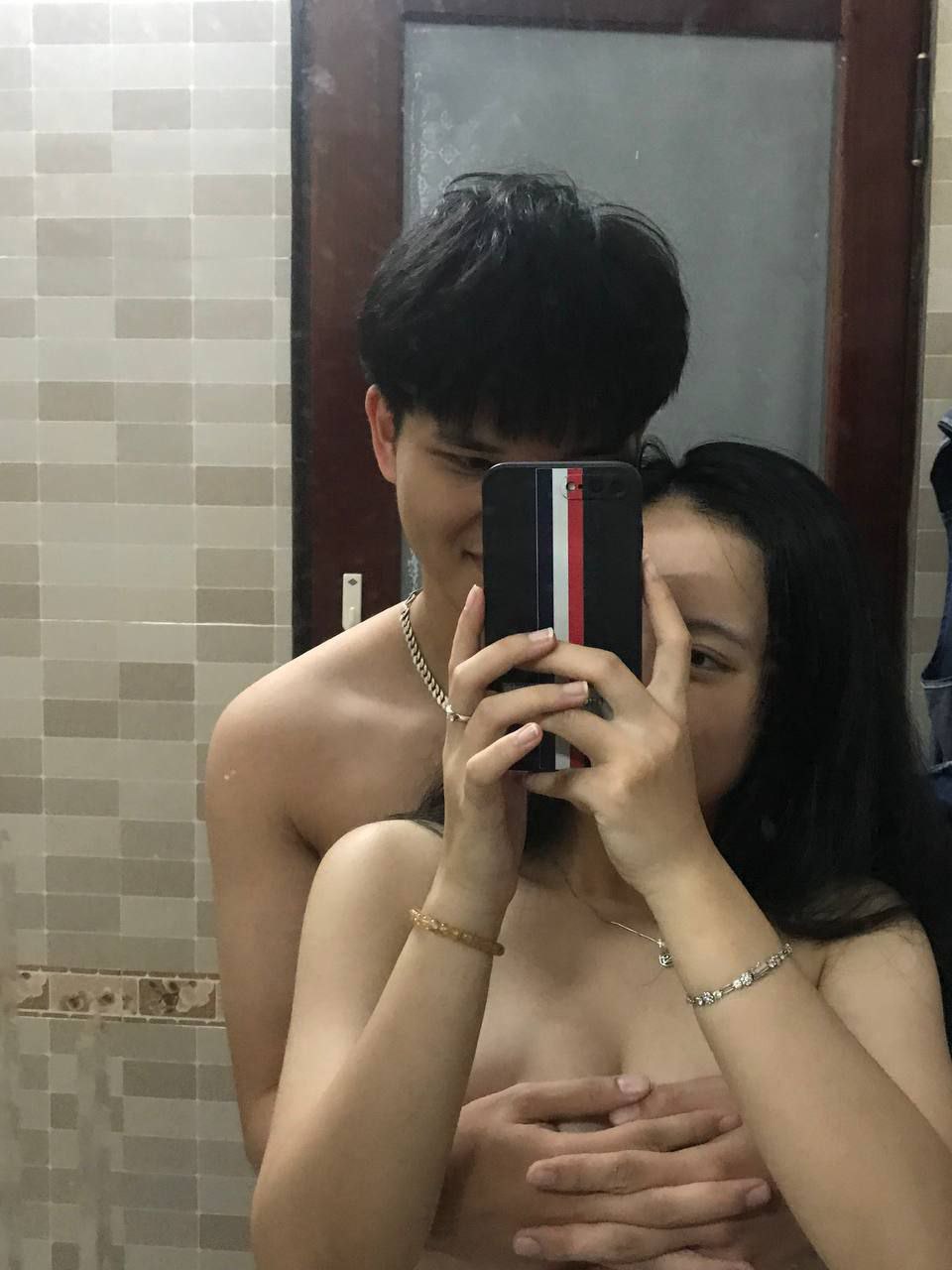 Người nổi tiếng trên mạng xinh đẹp với mái tóc đỏ và bím tóc! Trang phục hầu gái gợi cảm! Mèo không lông và đẹp, ngứa quá khi JB đẩy vào bên trong